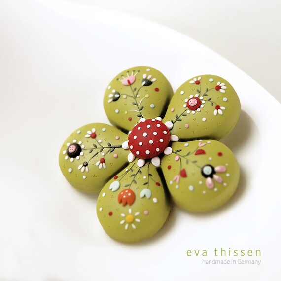 Bloom. Hand made polymer clay brooch in apple green colour.
