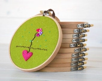 6 - pack - 5" or 6" Wooden Embroidery Hoop - Embroidery Accessorie - Wooden Hoops - Needle Crafts