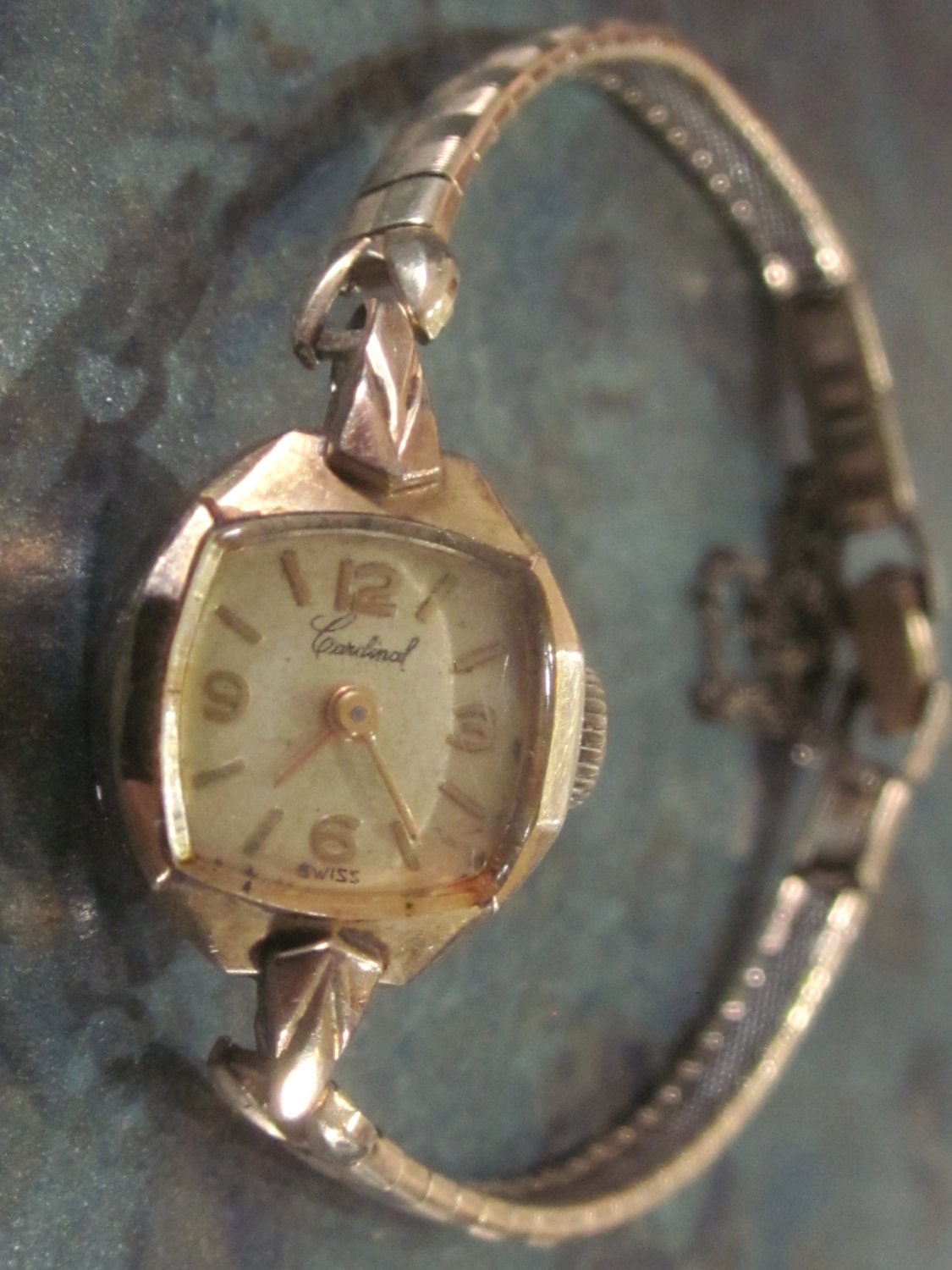 Ladies Vintage Cardinal Wrist Watch 1940 Era