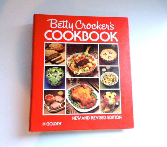 Betty Crocker's Cookbook Three Ring Binder New and Revised