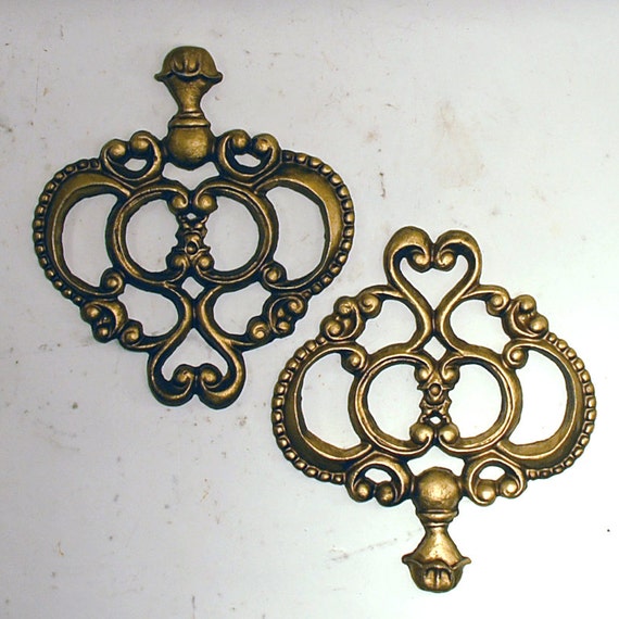 two 2 decorative wall pieces trim cast aluminum metal