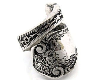 Wrapped Spoon Ring Crisp Alhambra Pattern Size 5 To 12
