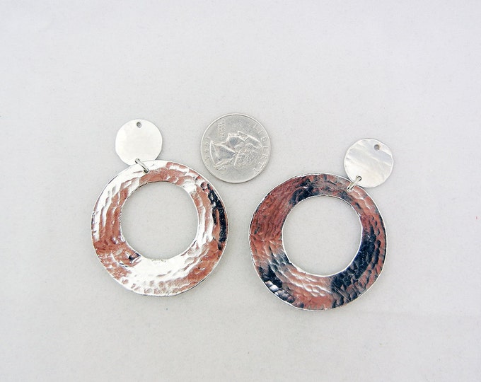 Pair of Round Hammered Silver-tone Drop Charms Rhinestones