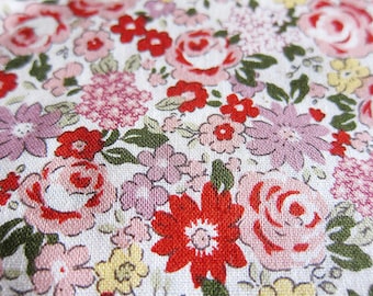 Roses and Daisies in Red - Floral Fabric - Fat Quarter