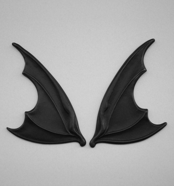 Gothic Wings Vampire Bat Dark Bird USA Brass Metal Dark