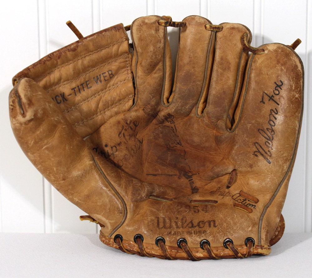 Vintage Nelson Fox Nellie Fox Baseball Glove by