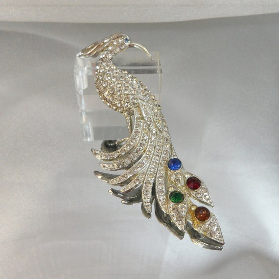 Peacock Brooches Vintage 8