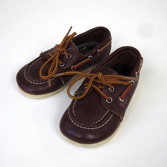 Reduced / Vintage 1970s Childs Shoes / 70s by AttysSproutVintage