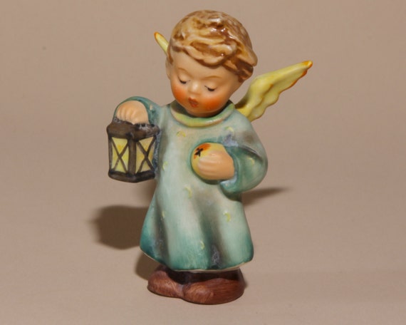 Hummel Figurine Angel with Lantern 214/C TMK4