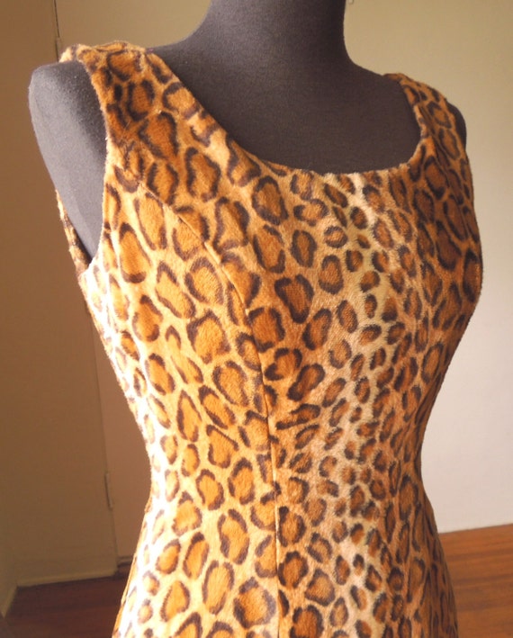 RESERVED For ANDERSINECLEOPATRA.....Vintage Leopard Print