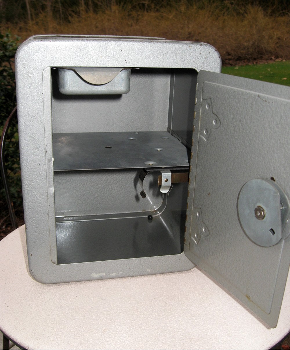 Vintage Metal Bank / Toy Bank / Toy Safe / Mosler Junior