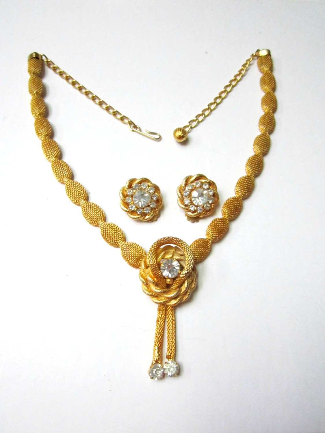 Vintage Twisted Gold Necklace Rhinestone Lariat Style Necklace