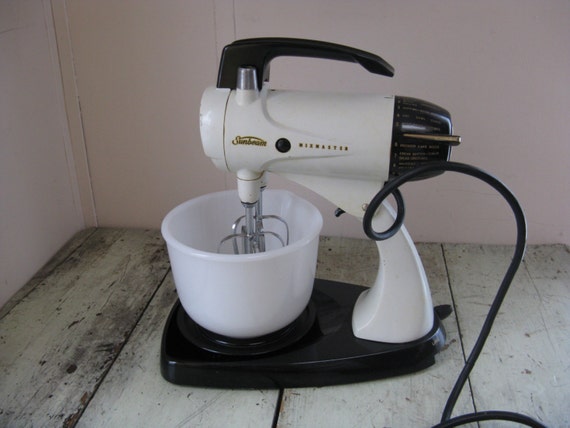 sunbeam stand mixer sunbeam mixmaster mixer black and white 12