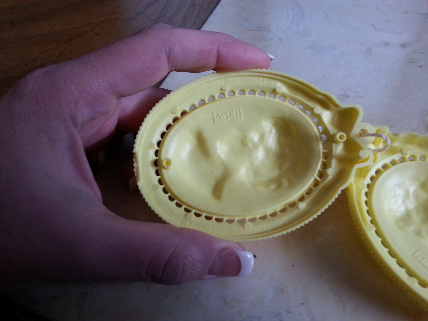 Vintage Avon Potpourri Holder Yellow Cameo with by MyYiayiaHadThat