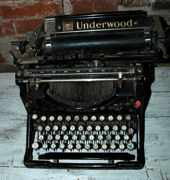 Antique Underwood Standard Typewriter No. 5 by stowawayantiques