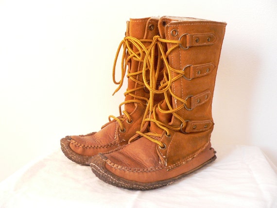 1970s Native MUKLUK MOCCASIN Rust Suede BOOTS by HousewifeVintage