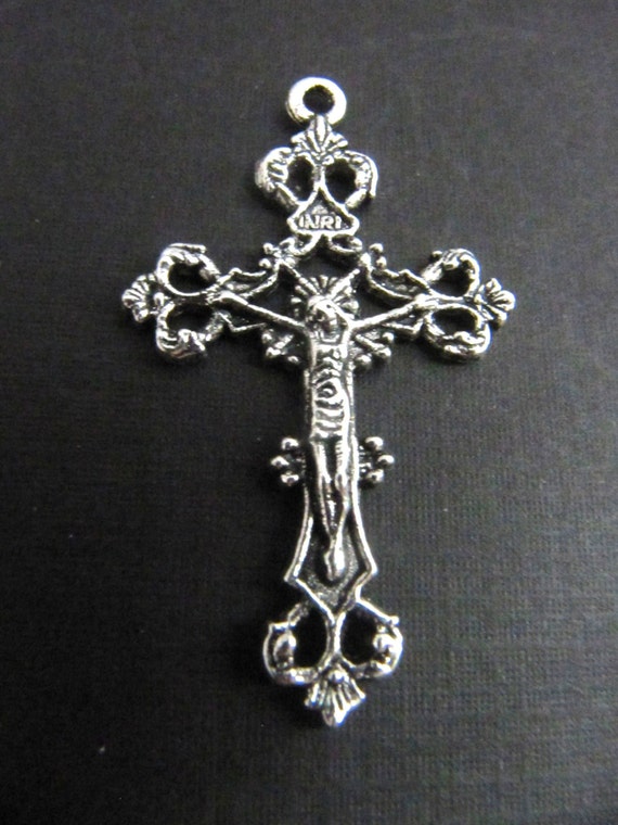 Lovely Vintage Style Ornate Silver Fleur de Lis Rosary