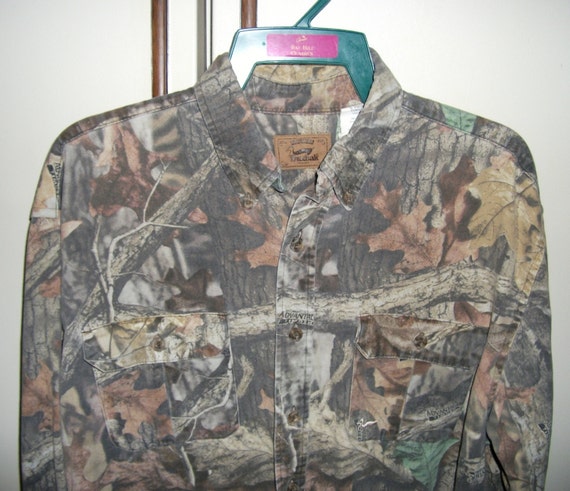 Vintage Men's Duxbak Camouflage Hunting Shirt Large fits