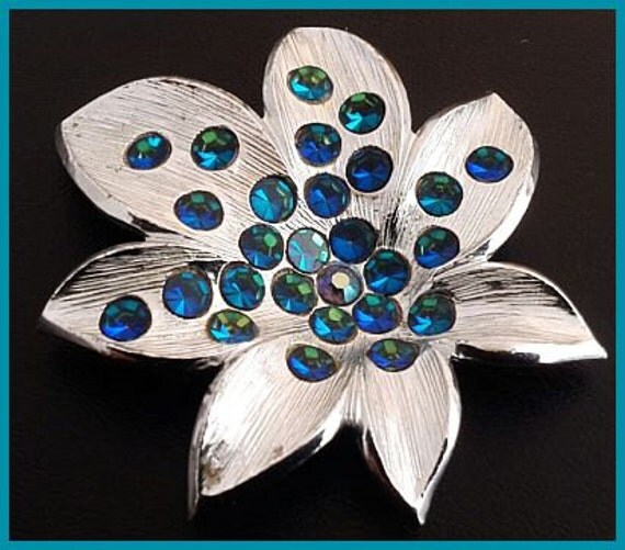 Weiss Brooch Pin Peacock Blue Rhinestones Silver Metal 2744