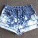 1990s LEE high waisted booty shorts ombre splatter bleached acid wash blue denim cut offs 29" waist