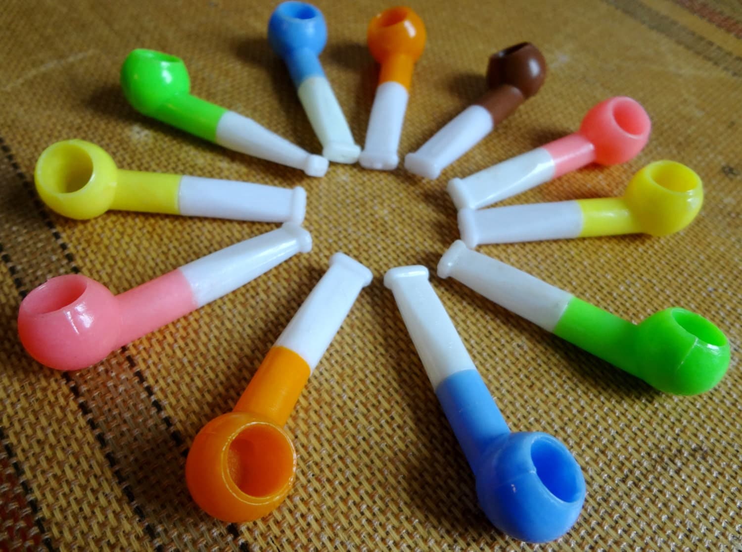 60s Plastic Novelty Mini Bubble Pipes 3 pcs