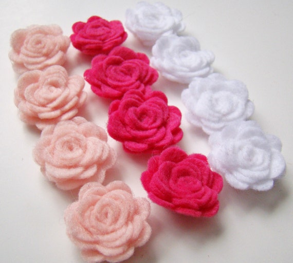 Handmade Pink Mini Felt Flowers Posey Roses 12 Pcs by sweetiefluhr