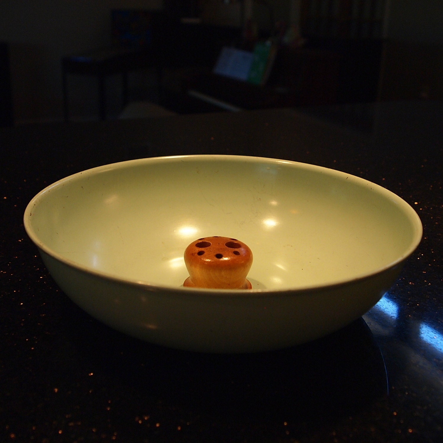 HM Quackenbush vintage metal nut bowl JADITE GREEN color