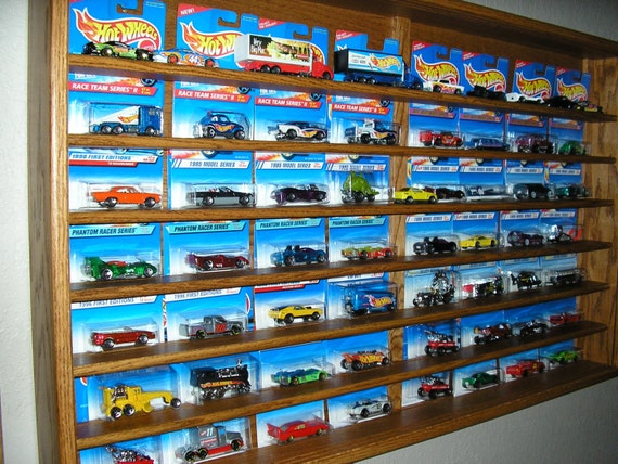 Hot Wheels Card Display Case