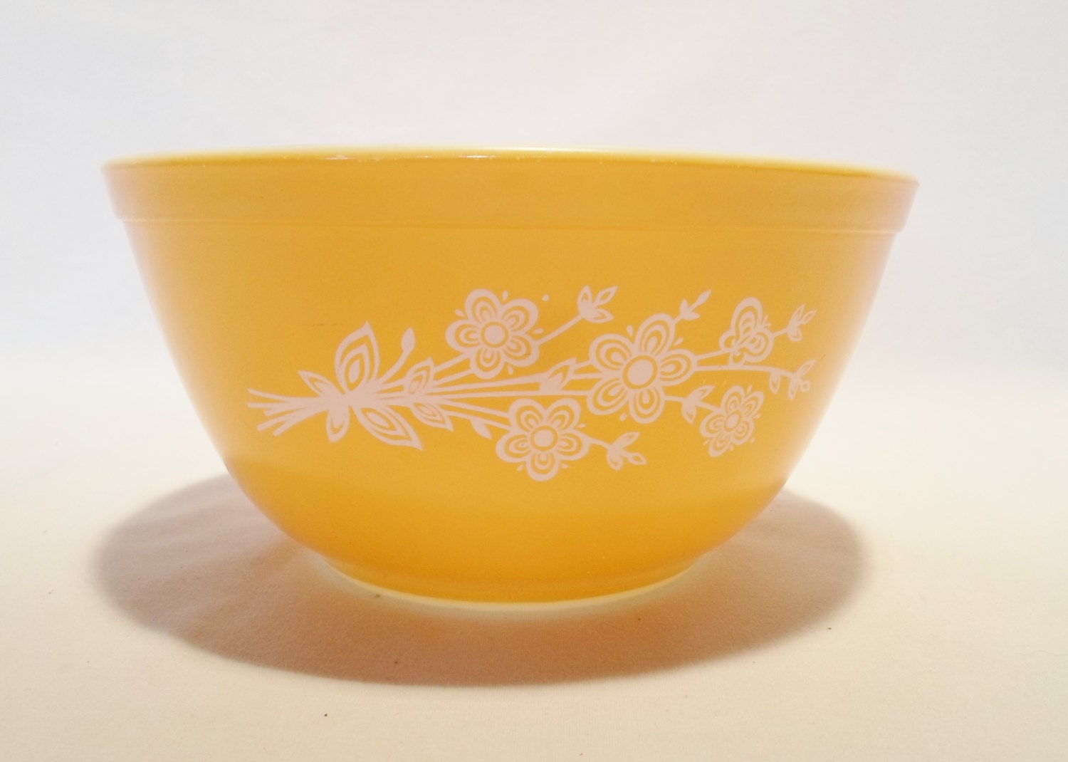 Vintage Pyrex Butterfly Gold Pattern Nesting By Alsredesignvintage