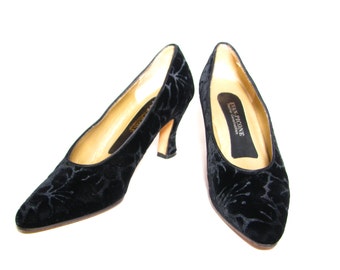 Popular items for black velvet heels on Etsy