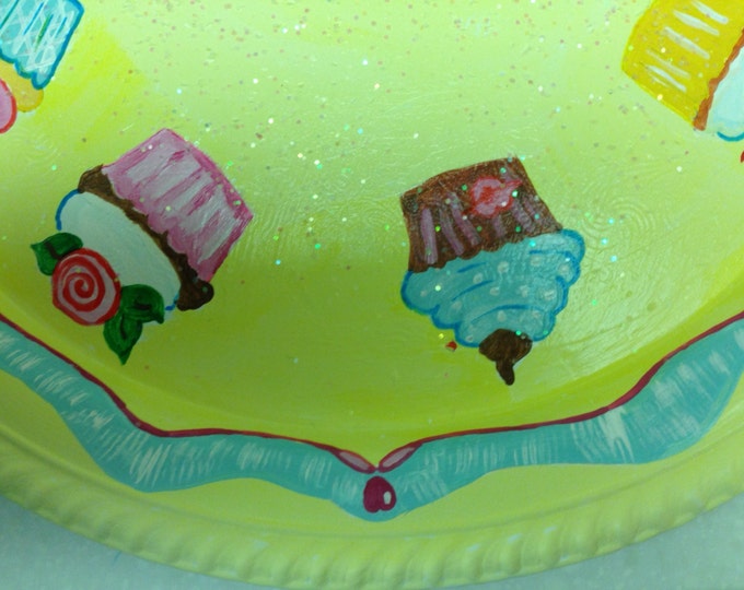 Cupcake Heaven - Silver Plated Tray - Hook on Back for Hanging