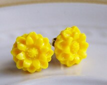 Popular items for clay flower earrings on Etsy