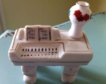 Tiny occupied Japan porcelain piano with vase