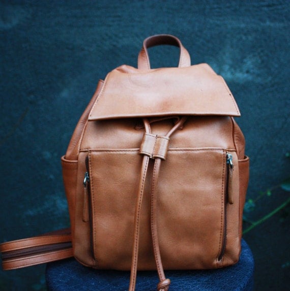 Vintage St John's Bay tan genuine leather backpack