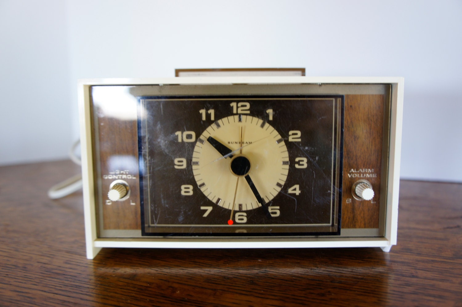 vintage Sunbeam electric alarm clock retro decor works