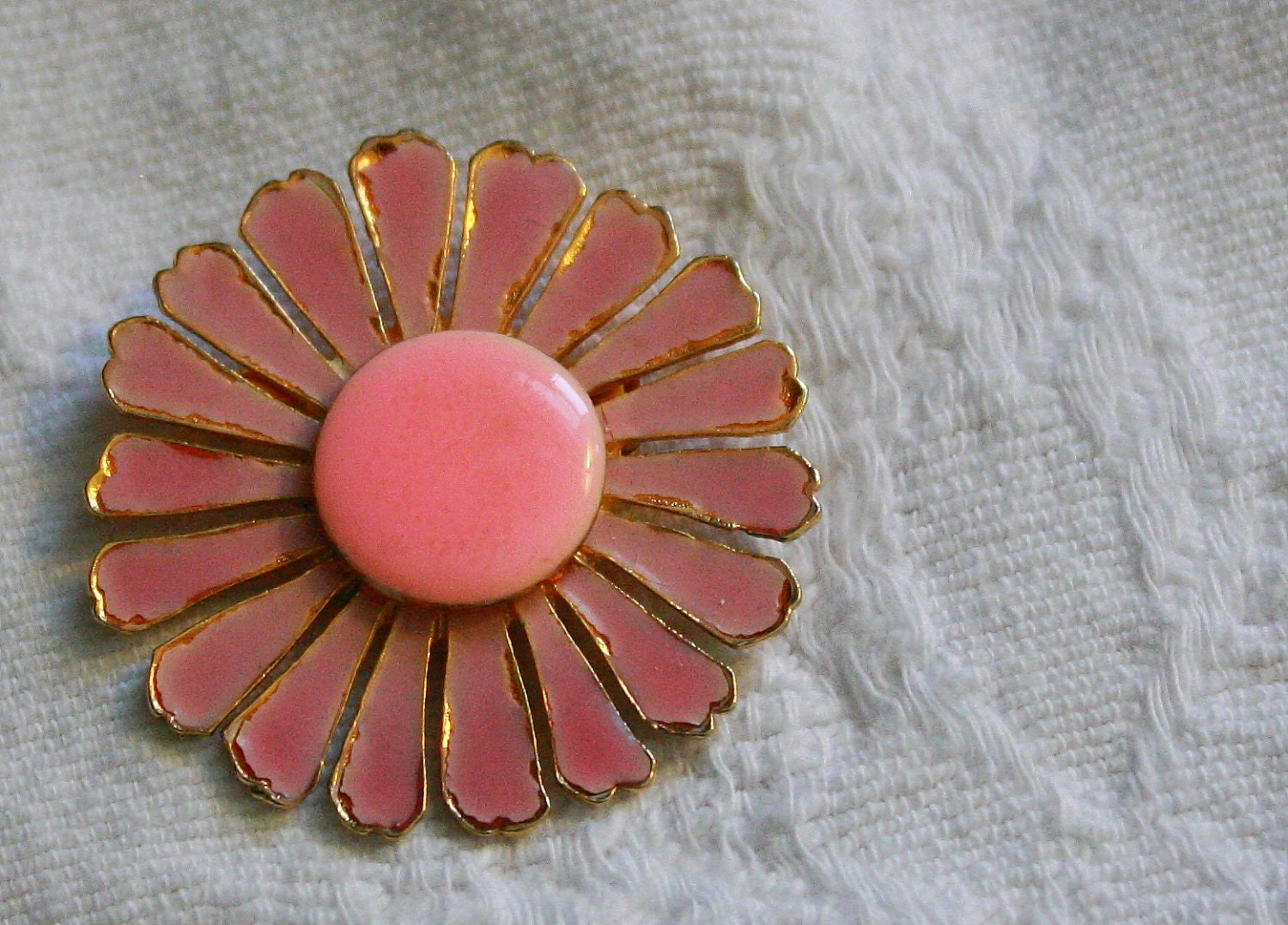 Vintage flower pin. Pink flower pin. Pink and gold and flower
