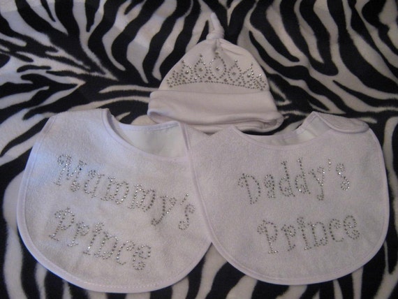 Baby boys white mummy & daddys prince hat and 2 bibs rhinestone sparkly gift set new baby