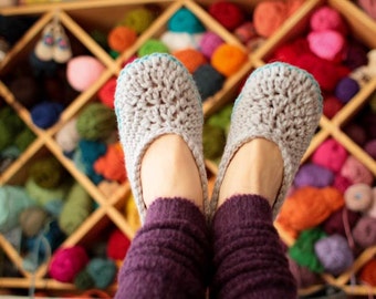 Crochet Slipper Patterns - Oma House Slippers - Woman Sizes