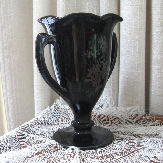 Vintage Black Vase Black Amethyst Two Handled L E Smith
