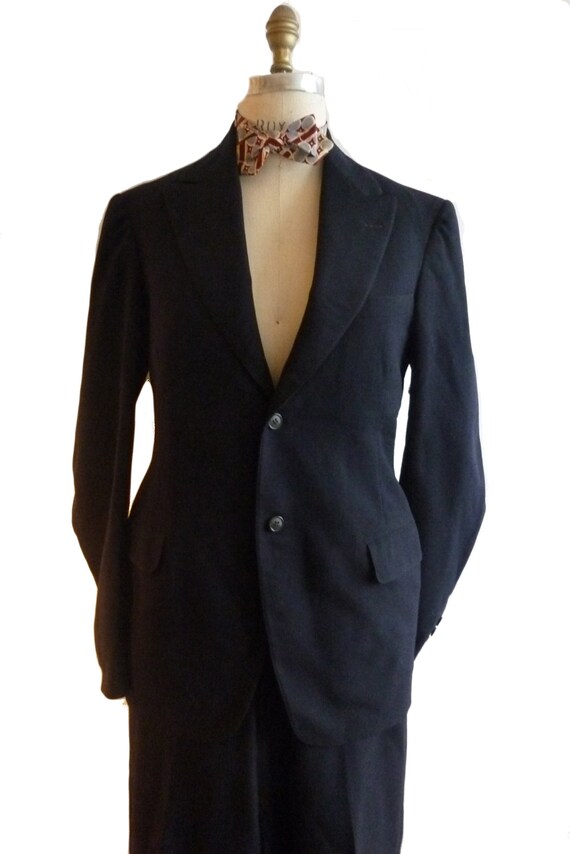 Items similar to 1930s dark navy blue serge suit. size 38R. Authentic ...