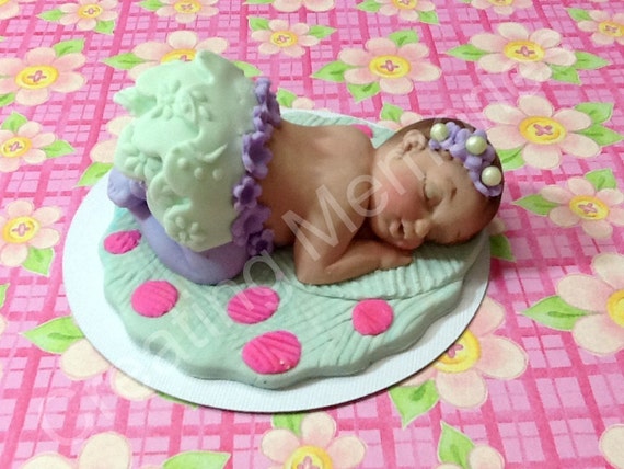 Items similar to Fondant Baby Edible Cake Topper made of Vanilla ...