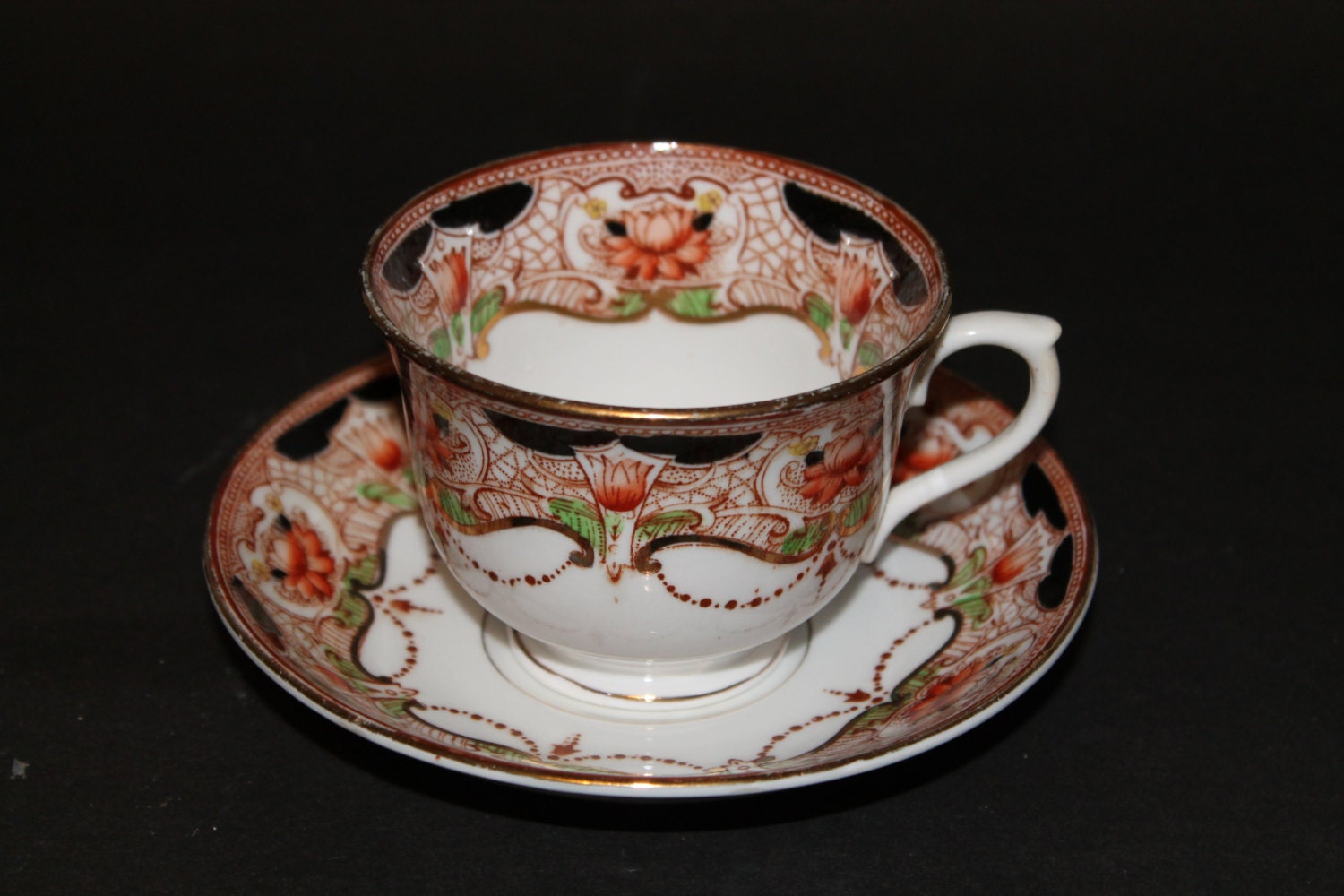 ROYAL VALE HJC Bone China Teacup and Saucer Set. 192837