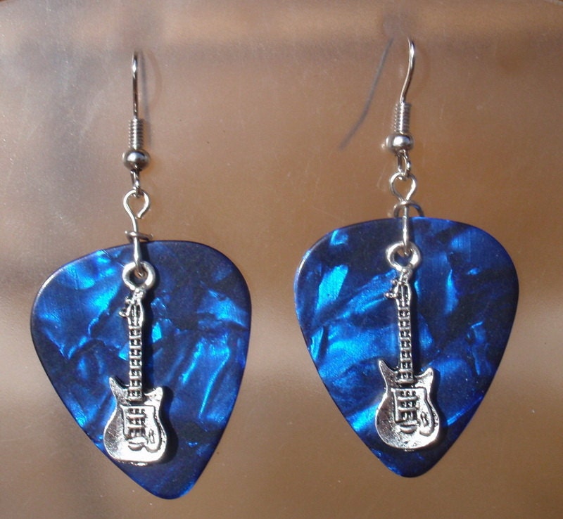 guitar-earrings-musician-guitar-pick-jewelry-choice-12