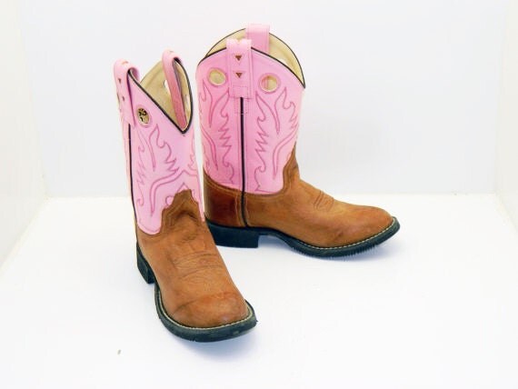 Girls size 4 Pink Old West cowboy boots by RubesRelics on Etsy