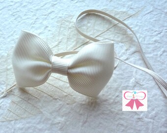 Ivory bow headband, Baby Ivory bow Headband, newborn headband, girls bow headbands, infant headband, Ivory headband
