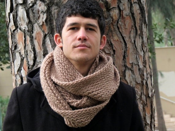 men who wear scarves | IGN Boards