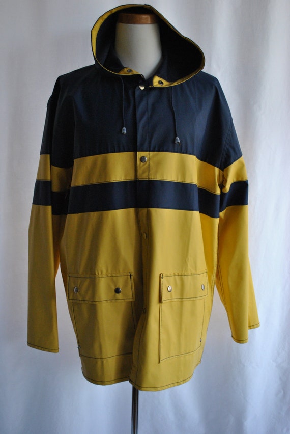 Vintage 80's Mens Rain Slicker with Hood.