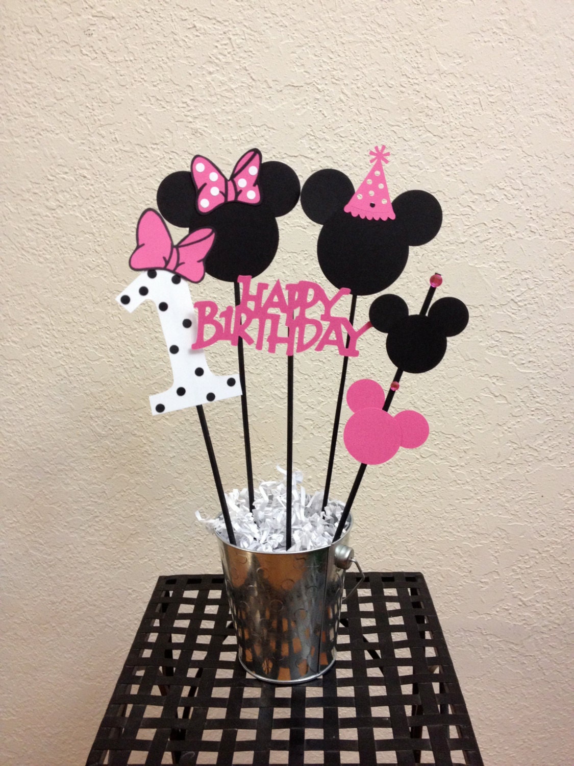 Minnie Mouse Birthday Centerpiece by TheGirlNXTdoor on Etsy