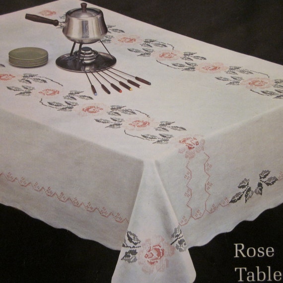 Tablecloth Embroidery Kit Linen With Thread Rose Splendor