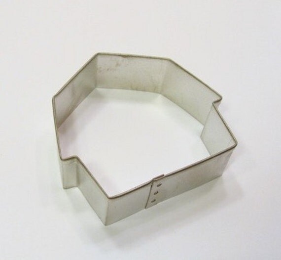Barn Cookie Cutter New LOWER Price by CookieCutterGuy on Etsy